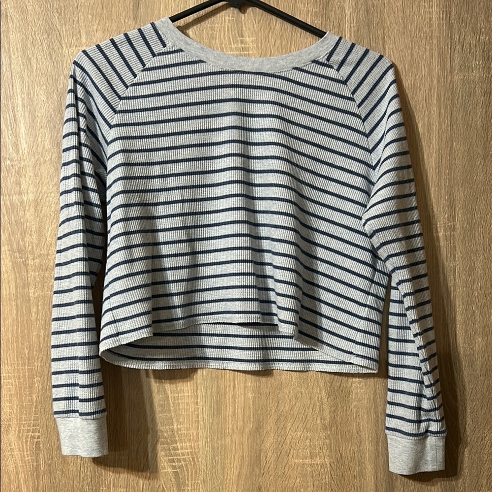 GAP Teen Cropped Waffle Knit Shirt Size XL Blue/Grey
